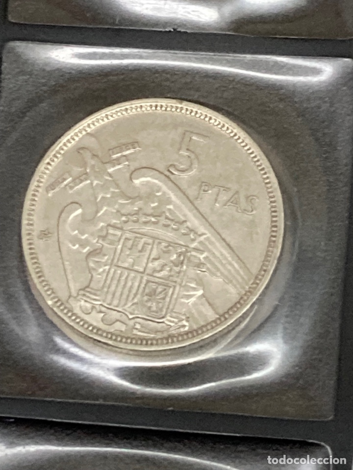 Monedas Franco: 30 monedas de 5 pesetas 1957 E75 - Foto 8