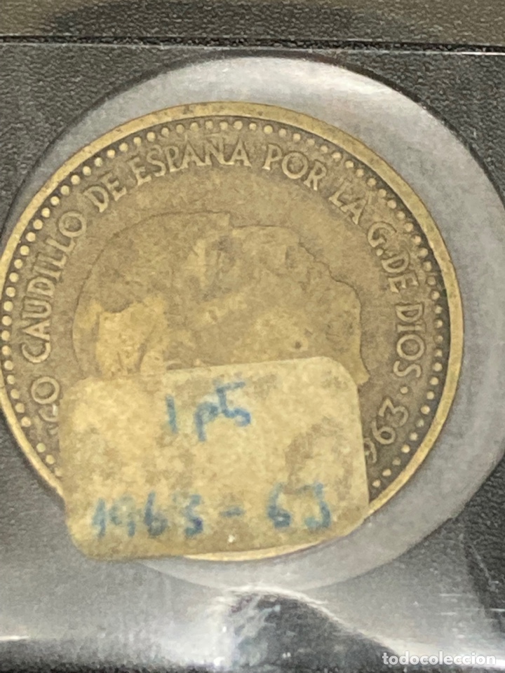 Monedas Franco: 30 monedas de una pesetas 1963 E63 - Foto 4
