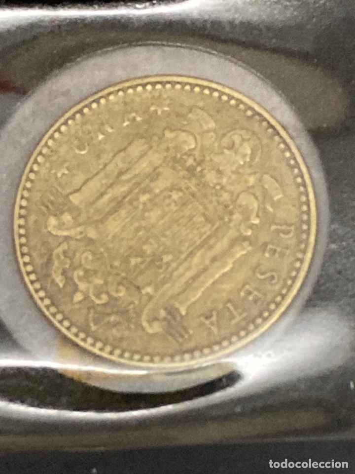 Monedas Franco: 30 monedas de una pesetas 1963 E64 - Foto 9
