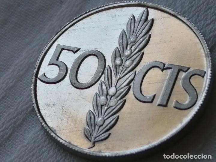 Monedas Franco: 50 CENTIMOS 1966 / 73. PROOF. - Foto 3