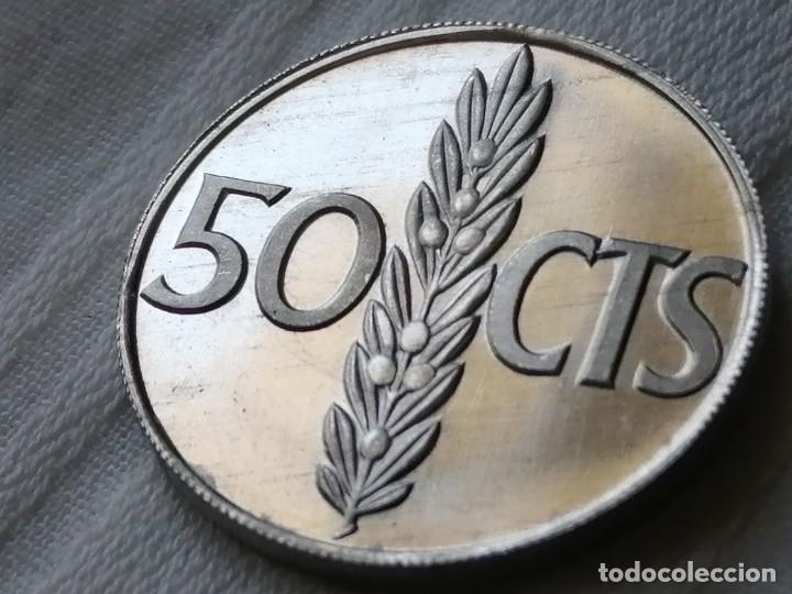 Monedas Franco: 50 CENTIMOS 1966 / 73. PROOF. - Foto 4