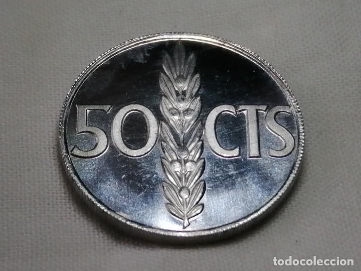 Monedas Franco: 50 CENTIMOS 1966 / 73. PROOF. - Foto 5