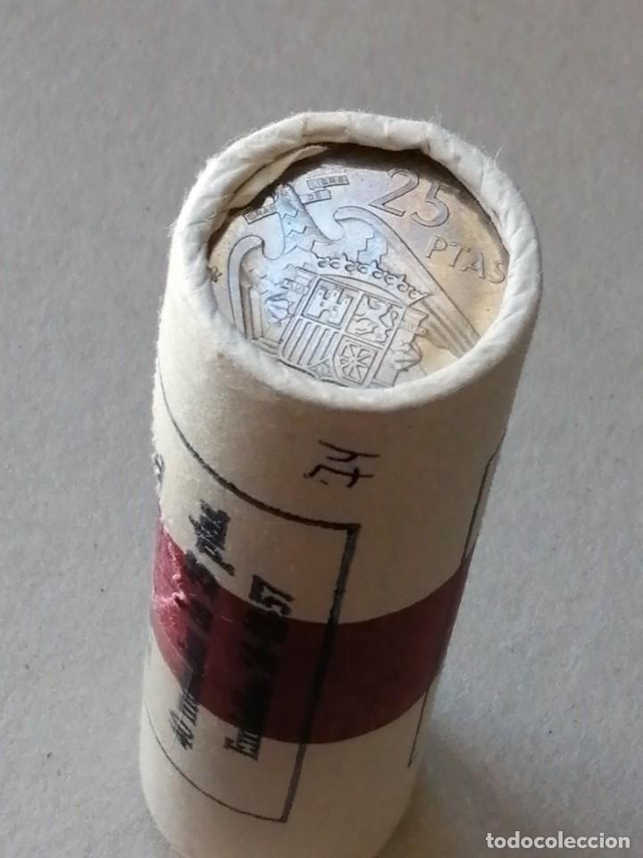 Monedas Franco: Cartucho 25 PESETAS 1957 / 74. - Foto 2
