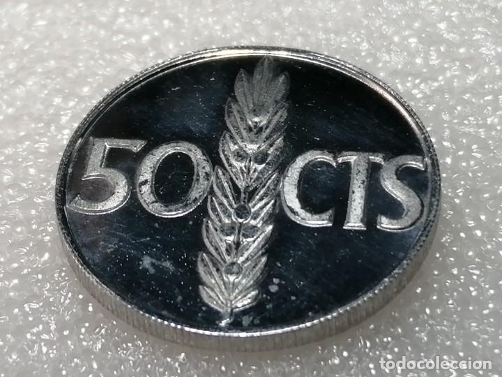 Monedas Franco: 50 CENTIMOS 1966 / 75. PROOF. - Foto 7