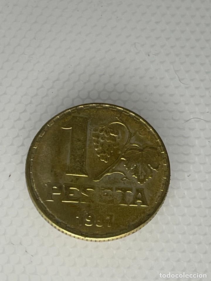 Monedas Franco: MONEDA REPUBLICA - Foto 2