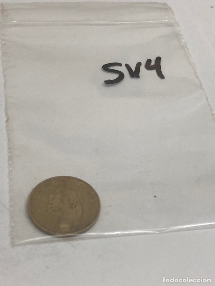 Monedas Franco: Moneda de una peseta 1966 E69 - Foto 4