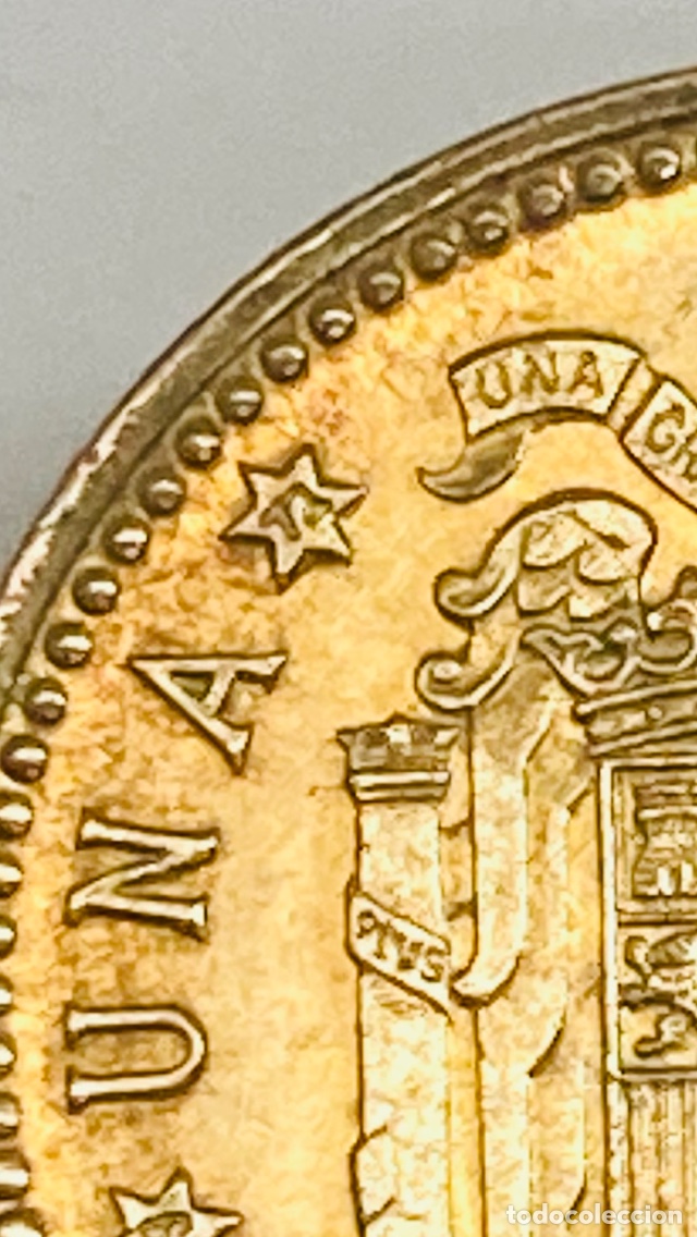 Monedas Franco: Moneda de una pesetas 1966 E72 - Foto 2