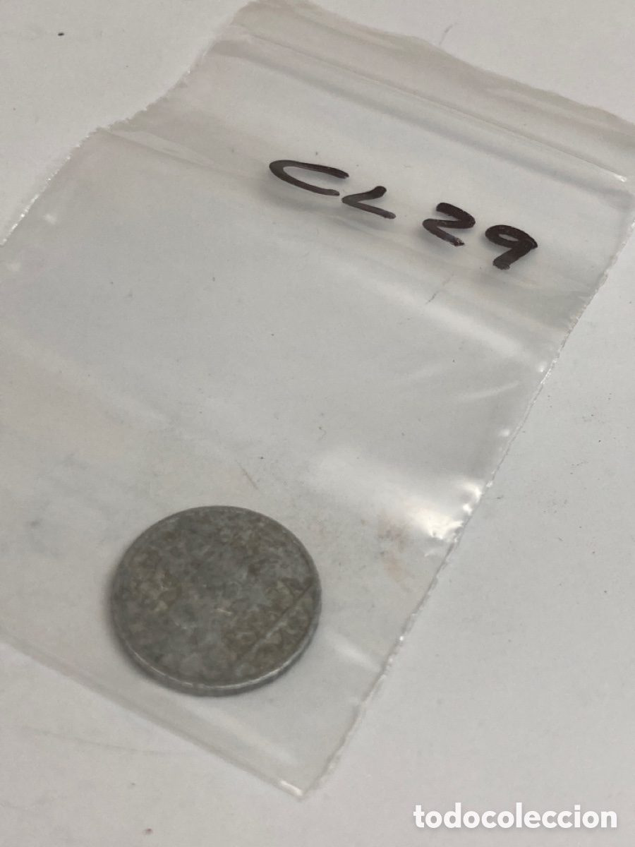 Monedas Franco: Moneda de 10 c&eacute;ntimos 1945 - Foto 3