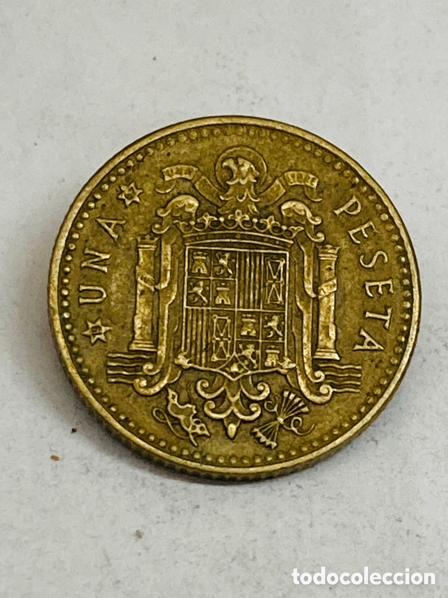Monedas Franco: Moneda una peseta 1966 - Foto 2