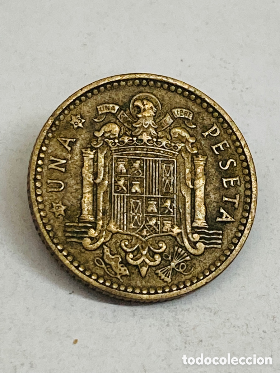 Monedas Franco: Moneda de una pesetas 1963 E63 - Foto 2