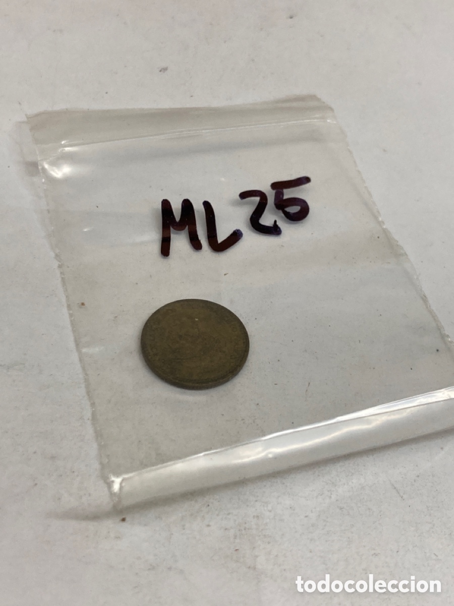 Monedas Franco: Moneda de una peseta 1963 - Foto 3