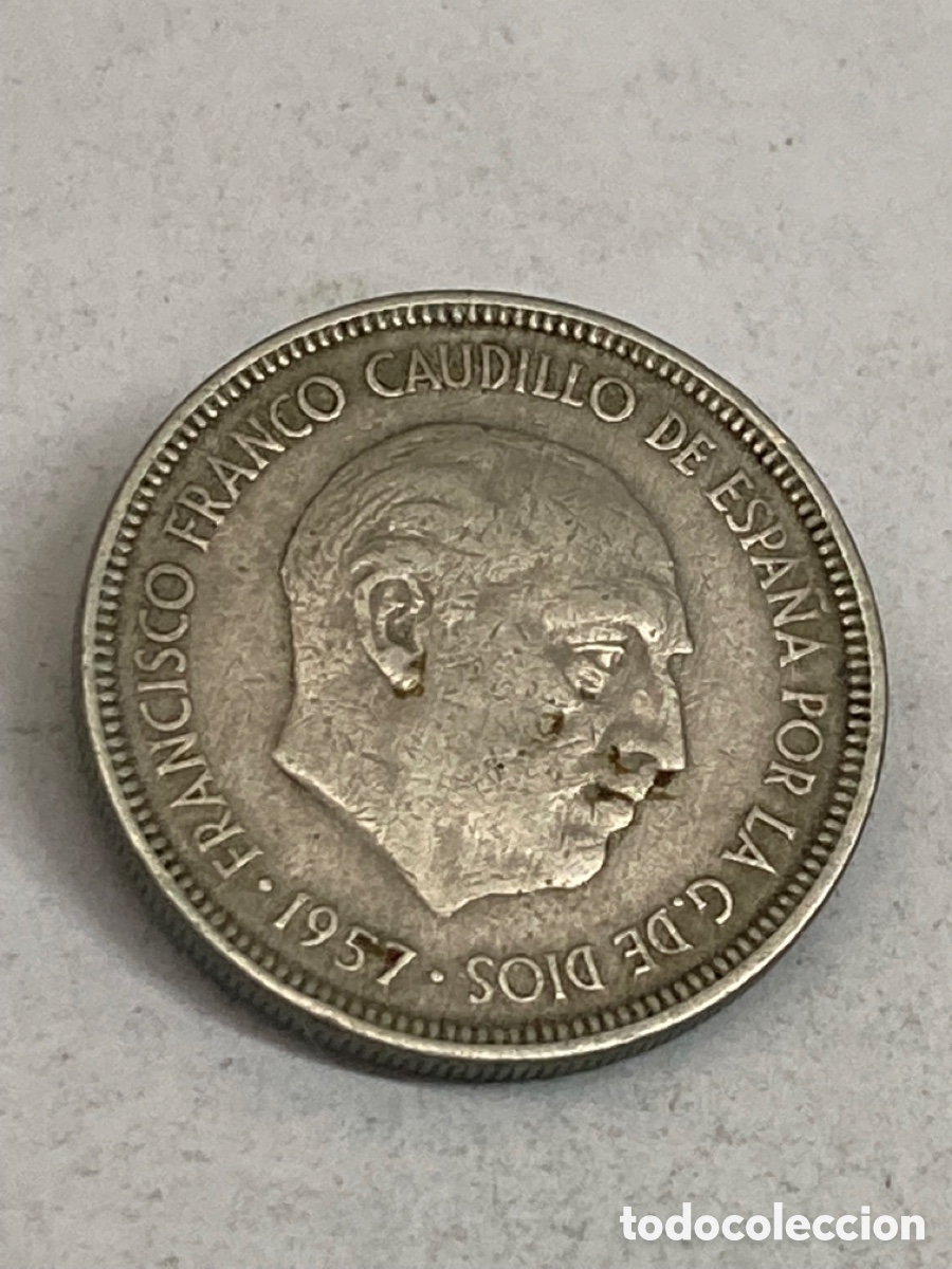 Monedas Franco: Moneda de 5 pesetas 1957 *62 - Foto 1