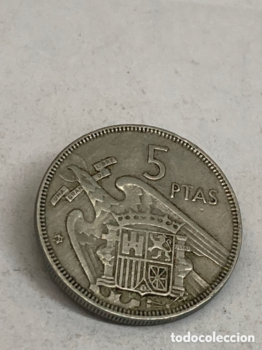 Monedas Franco: Moneda de 5 pesetas 1957 *61 - Foto 2