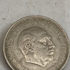 Monedas Franco: MONEDA DE 5 PESETAS 1957 *72. Lote 363624315