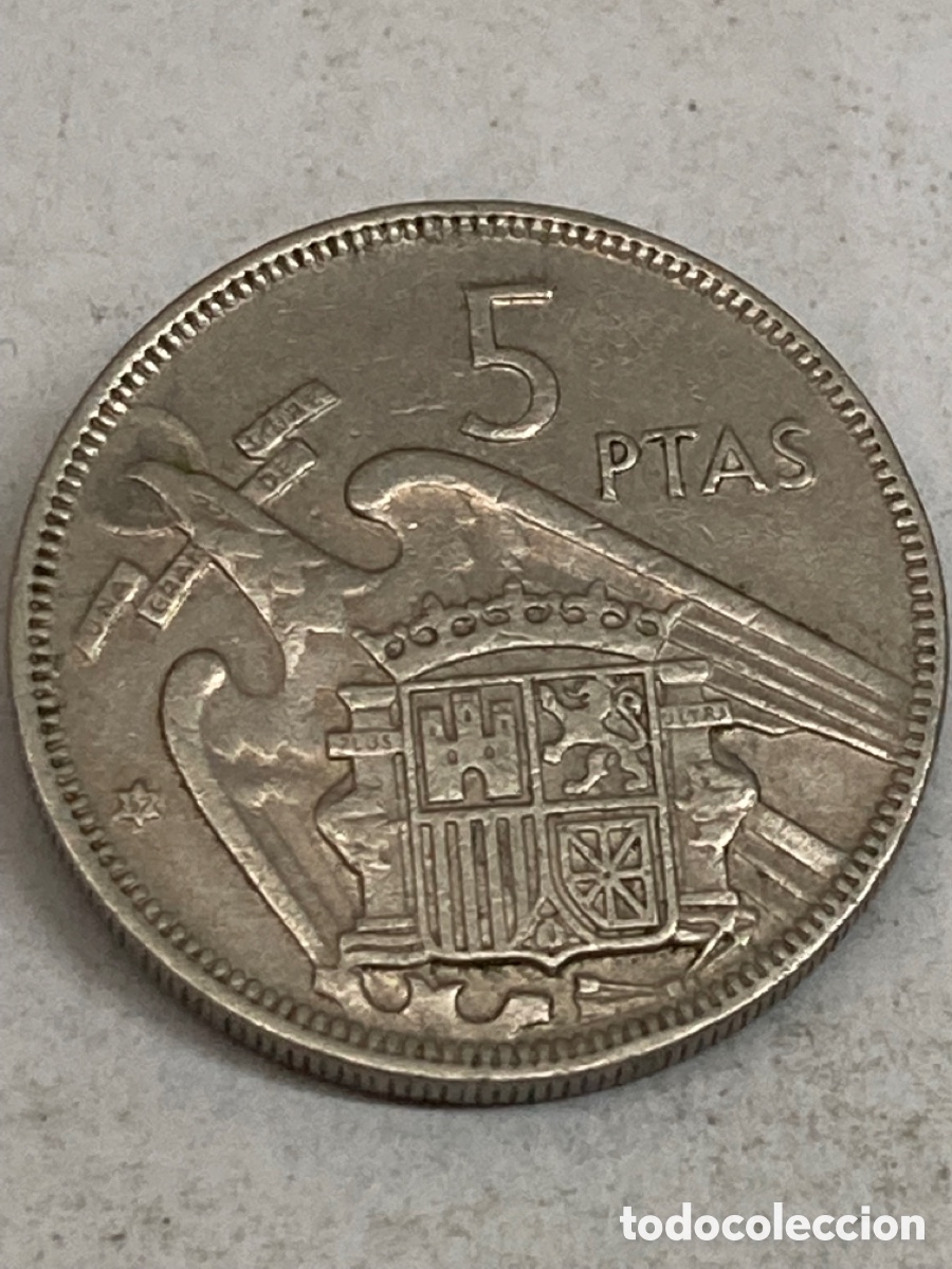 Monedas Franco: Moneda de 5 pesetas 1957 *67 - Foto 2