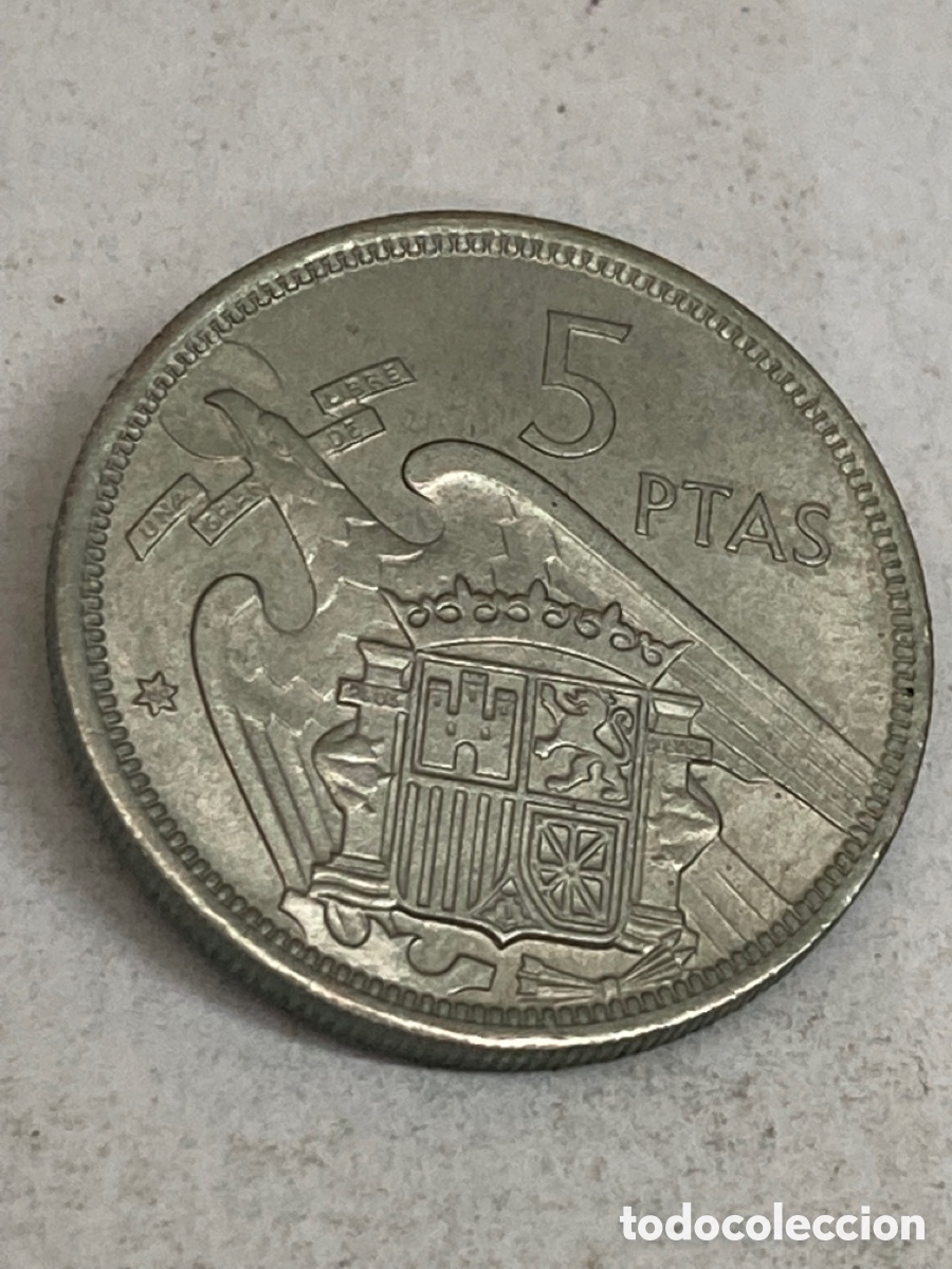 Monedas Franco: Moneda de 5 pesetas 1957 *69 - Foto 2
