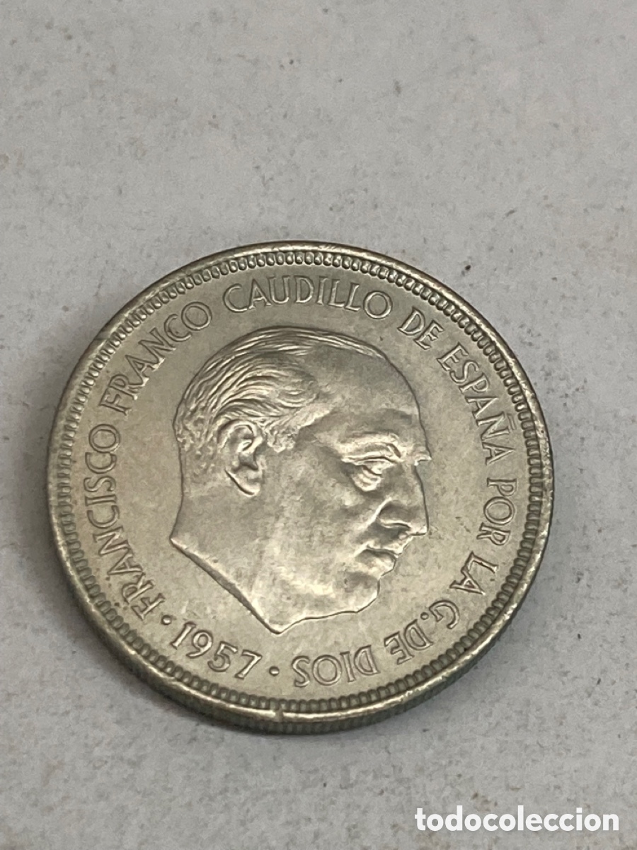 Monedas Franco: Moneda de 5 pesetas 1957 *72 - Foto 1