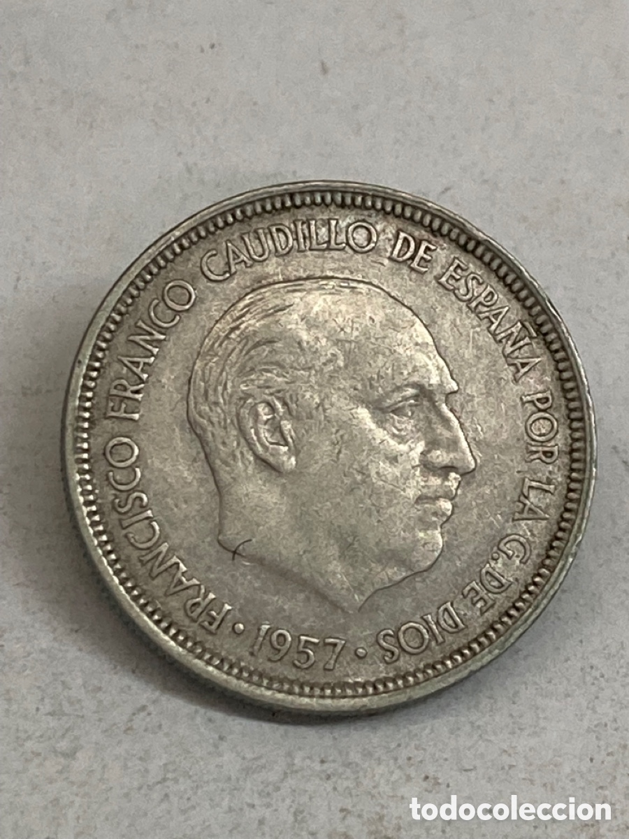 Monedas Franco: Moneda de 5 pesetas 1957 *66 - Foto 1