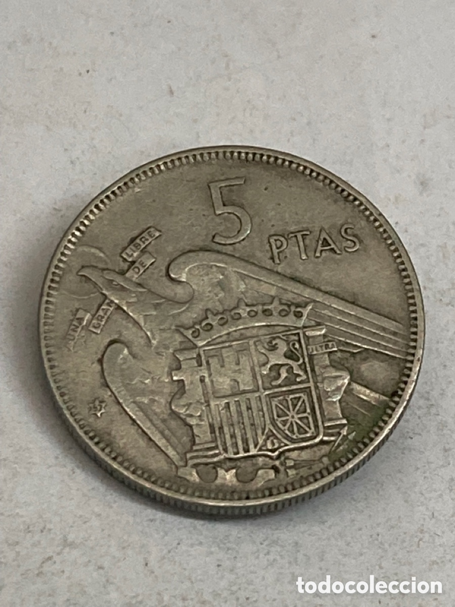 Monedas Franco: Moneda de 5 pesetas 1957 *67 - Foto 2