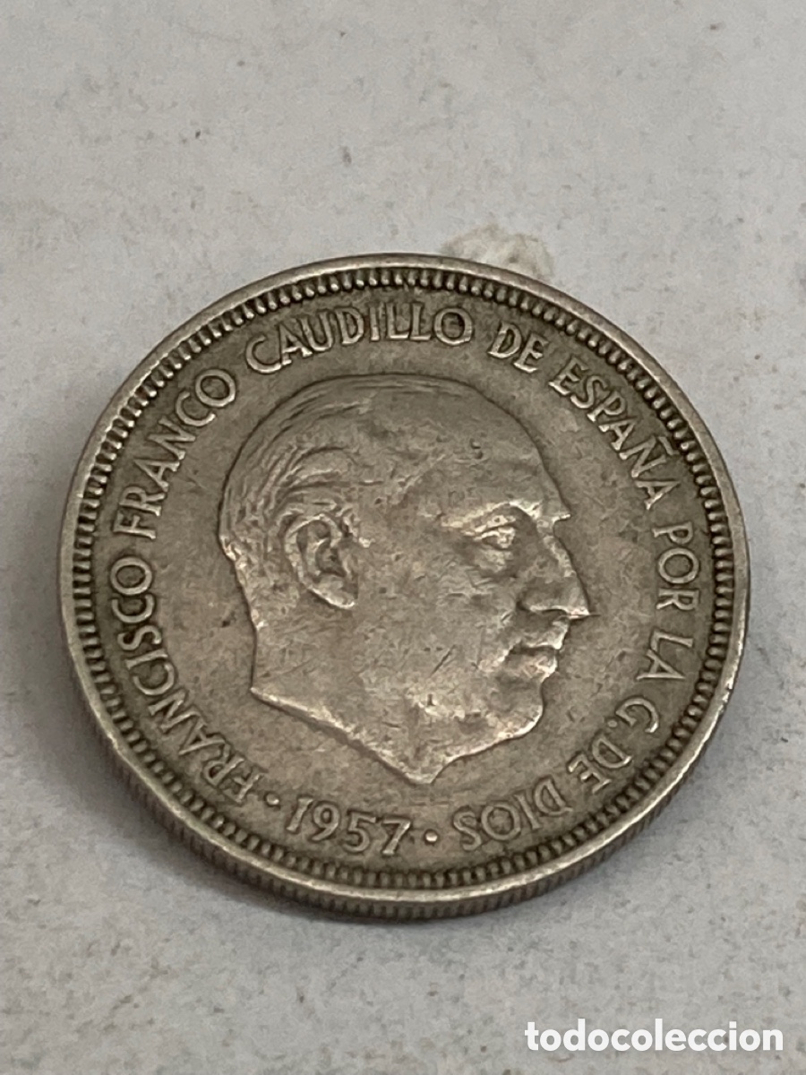 Monedas Franco: Moneda de 5 pesetas 1957 *59 - Foto 1