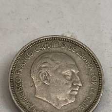 Monedas Franco: MONEDA DE 5 PESETAS 1957 *59. Lote 363723485