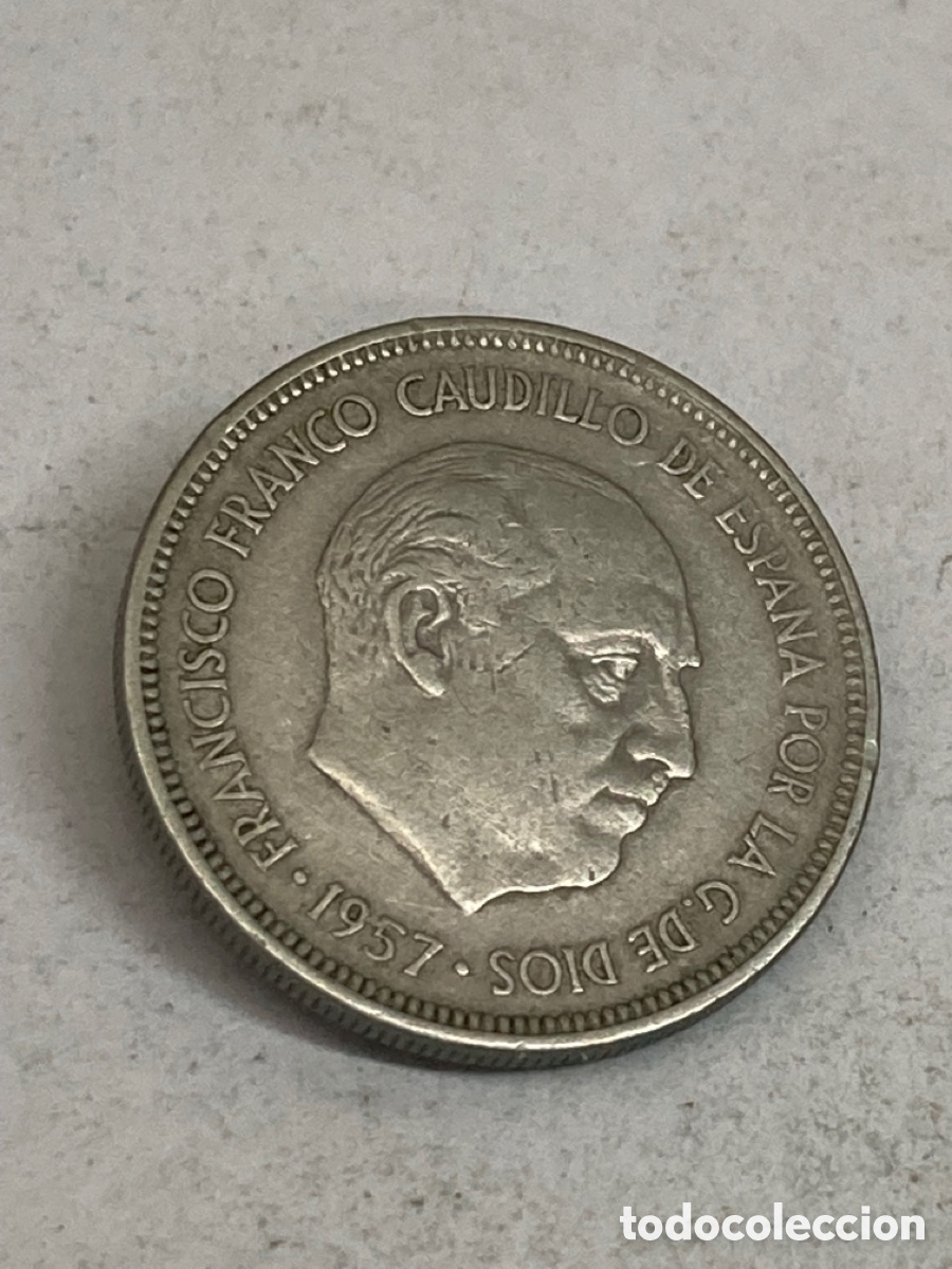 Monedas Franco: Moneda de 5 pesetas 1957 *58 - Foto 1