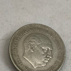 Monedas Franco: MONEDA DE 5 PESETAS 1957 *58. Lote 363724945