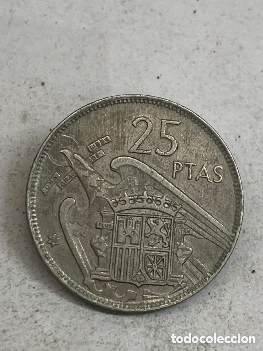 Monedas Franco: Moneda de 25 pesetas 1957*68 - Foto 1