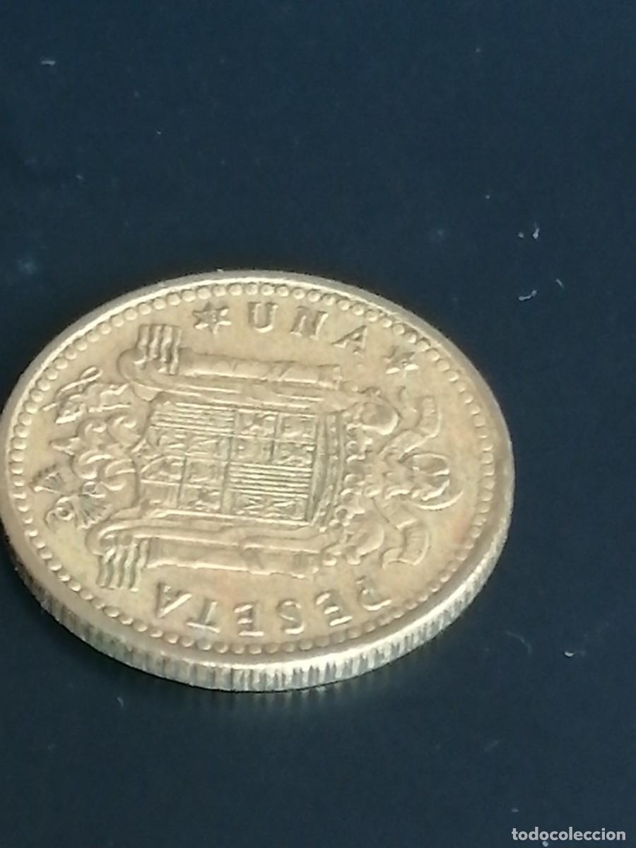 Monedas Franco: 1 peseta 1966 - Foto 3