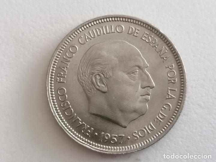 Monedas Franco: MONEDA 5 PTAS 1957 - 67, S/C - Foto 1