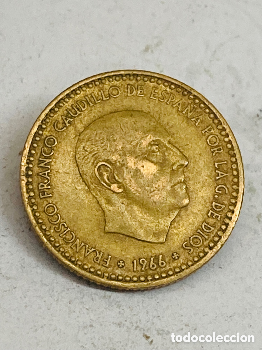 Monedas Franco: Moneda una pesetas 1966 E19 74 - Foto 1