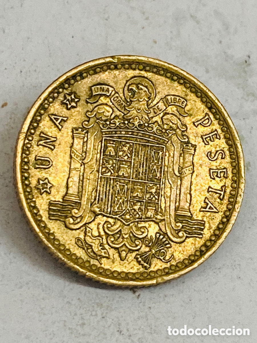 Monedas Franco: Moneda de una peseta 1966 E19 74 - Foto 2