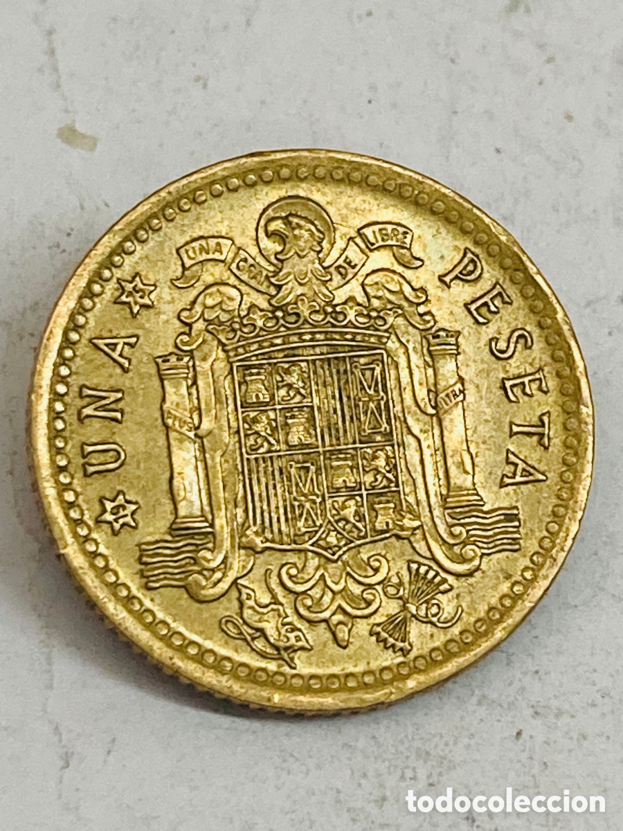 Monedas Franco: Moneda de una peseta 1966 E19 75 - Foto 2
