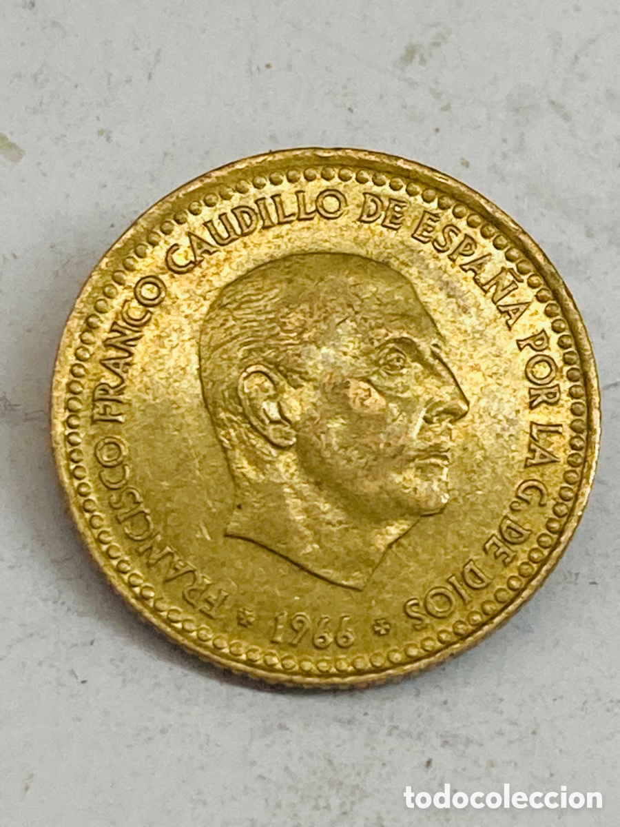 Monedas Franco: Monedas de una pesetas 1966 E19 75 - Foto 2