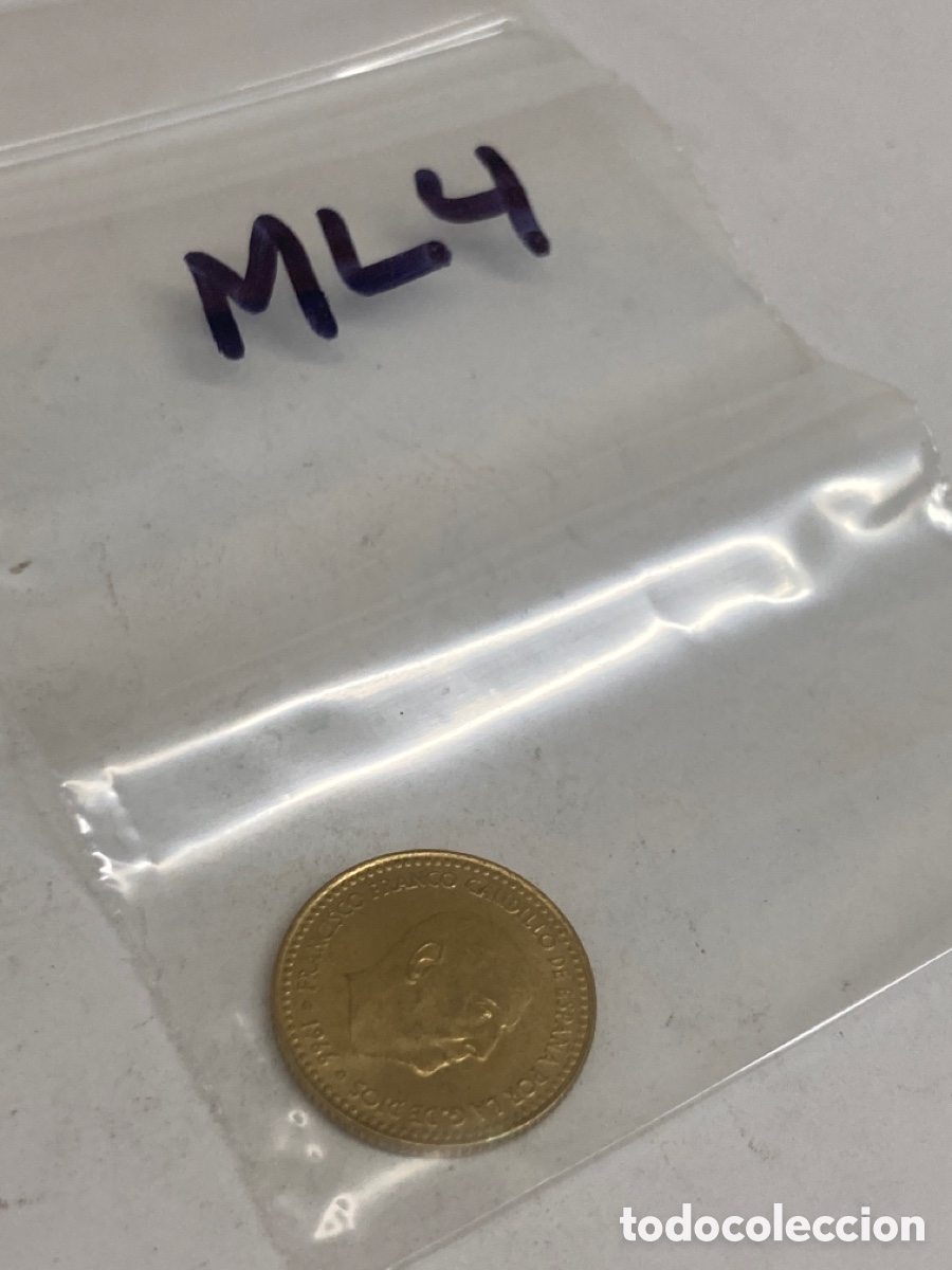 Monedas Franco: Moneda de una peseta 1966 E19 75 - Foto 3