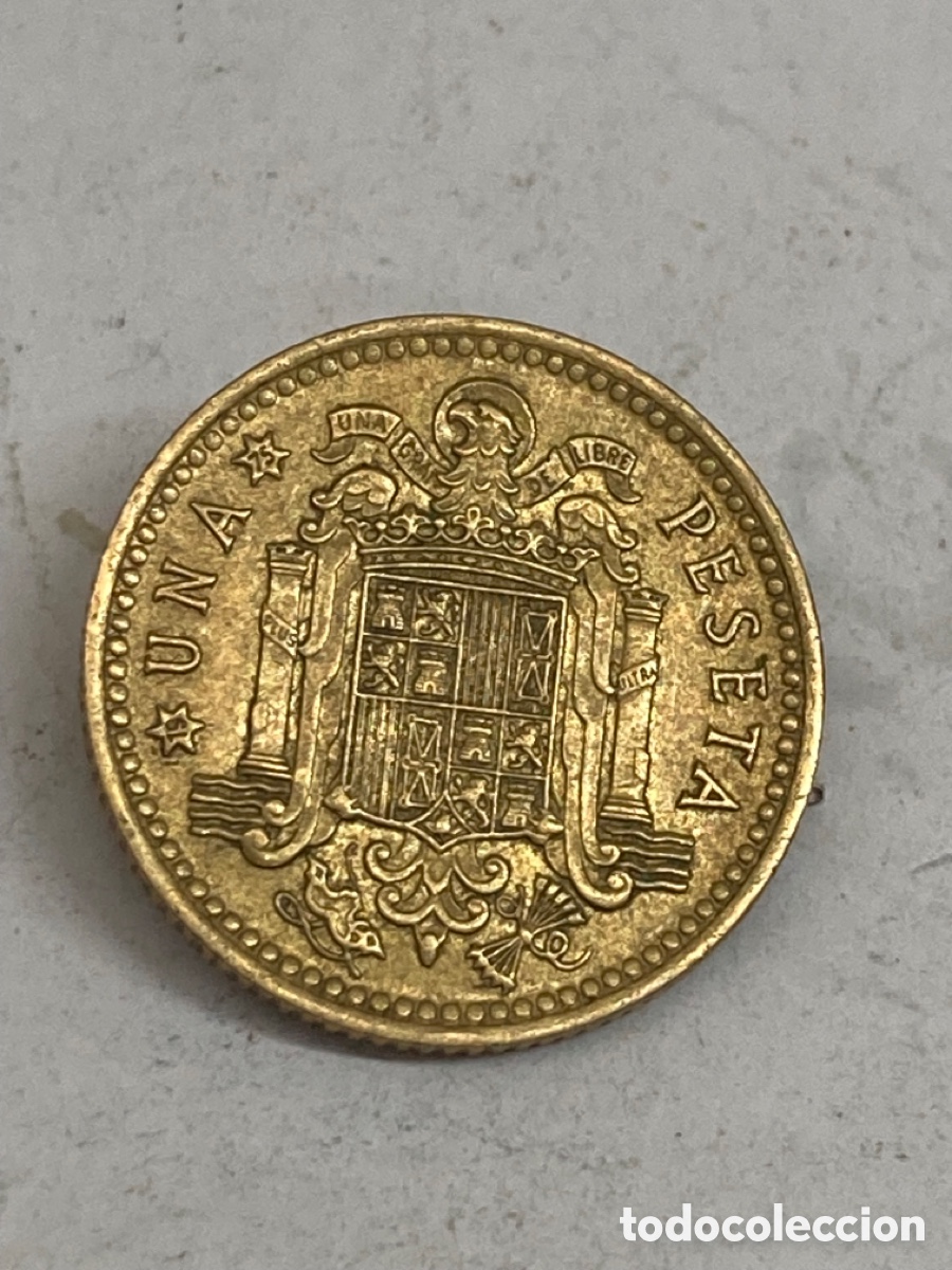 Monedas Franco: Moneda de una peseta 1966 E19 75 - Foto 2