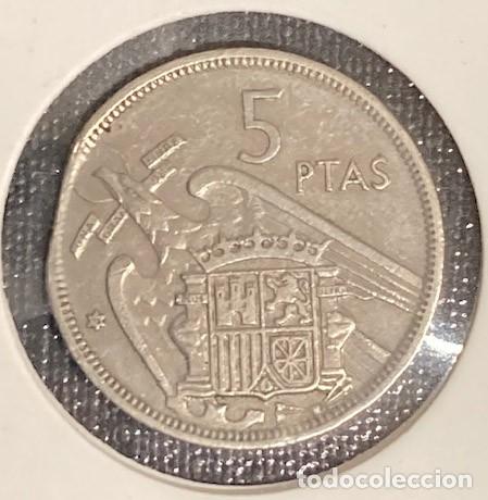 Monedas Franco: 5 pesetas 1957 *72 Error de segmentaci&oacute;n MBC - Foto 2