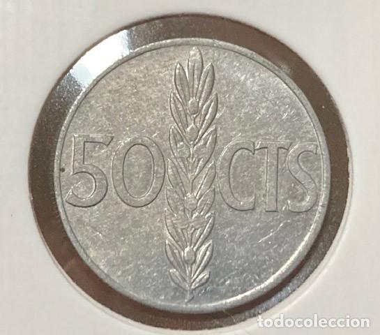 Monedas Franco: 50 c&eacute;ntimos 1966 estrella 72 - Foto 2