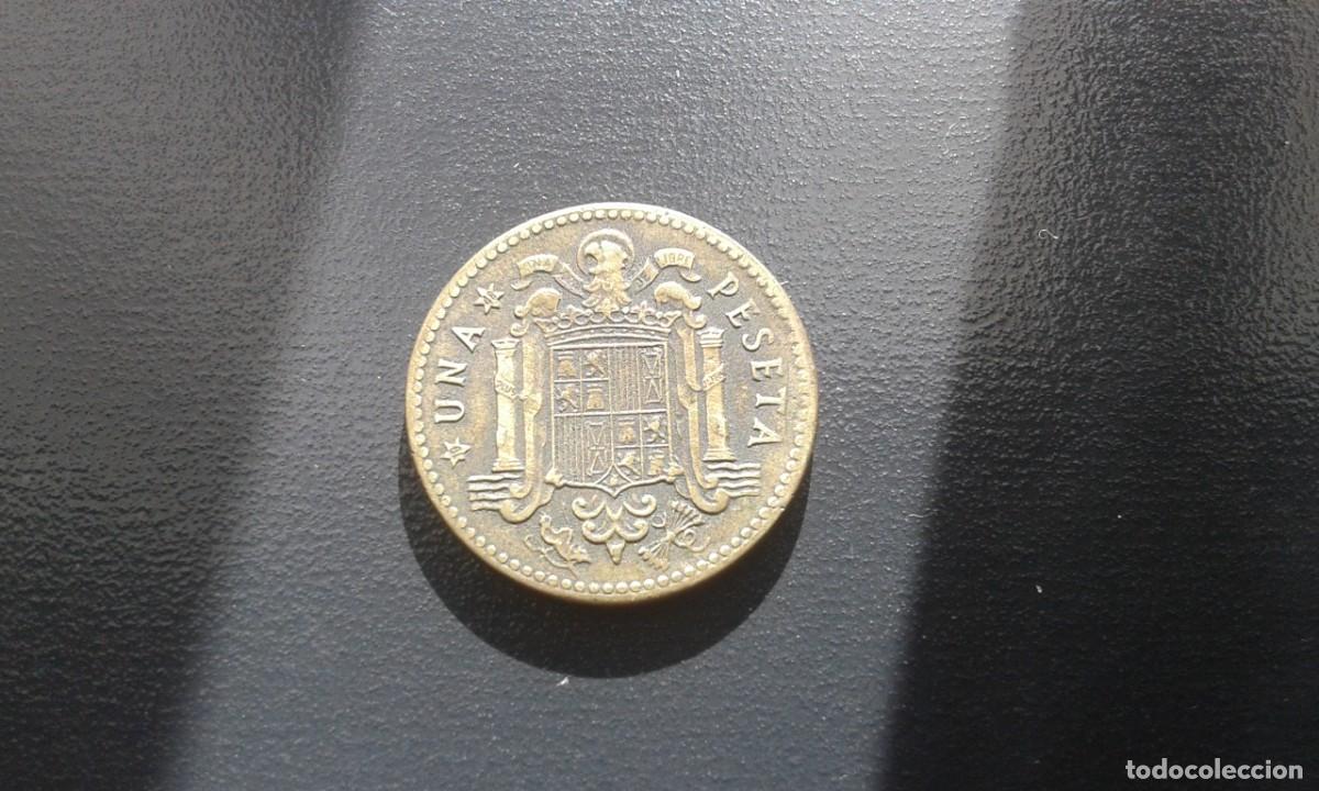 Monedas Franco: MONEDA DE PESETA DE 1947*48 - Foto 2