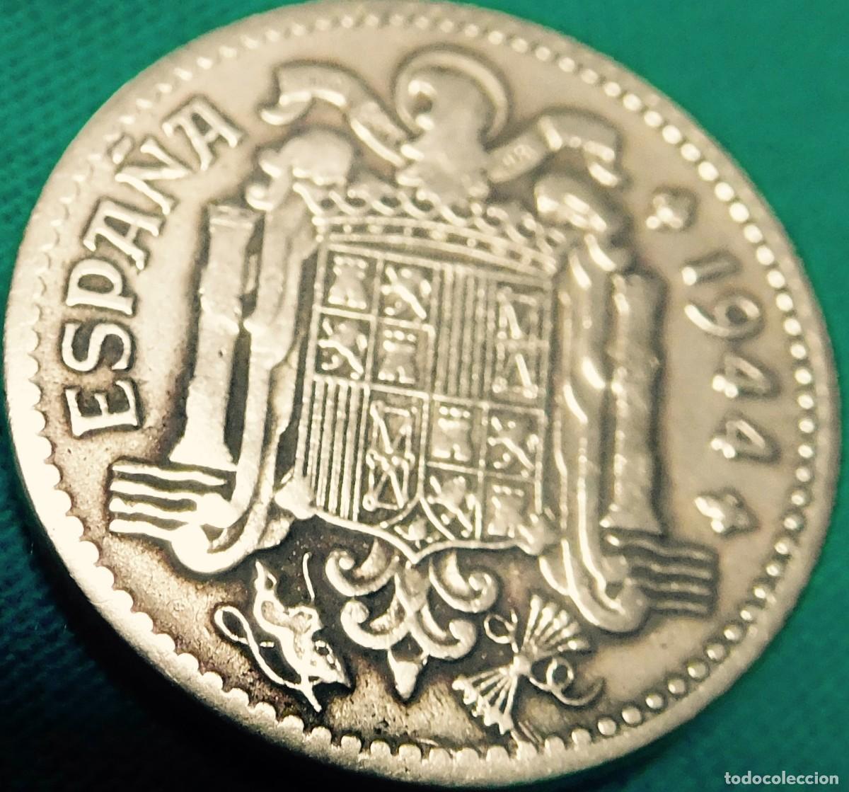 Monedas Franco: Moneda de una peseta de 1944 - Foto 1