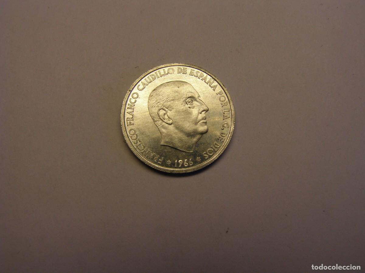 Monedas Franco: Moneda de 50 c&eacute;ntimos a&ntilde;o 1966 * 73. Sin circular. - Foto 1