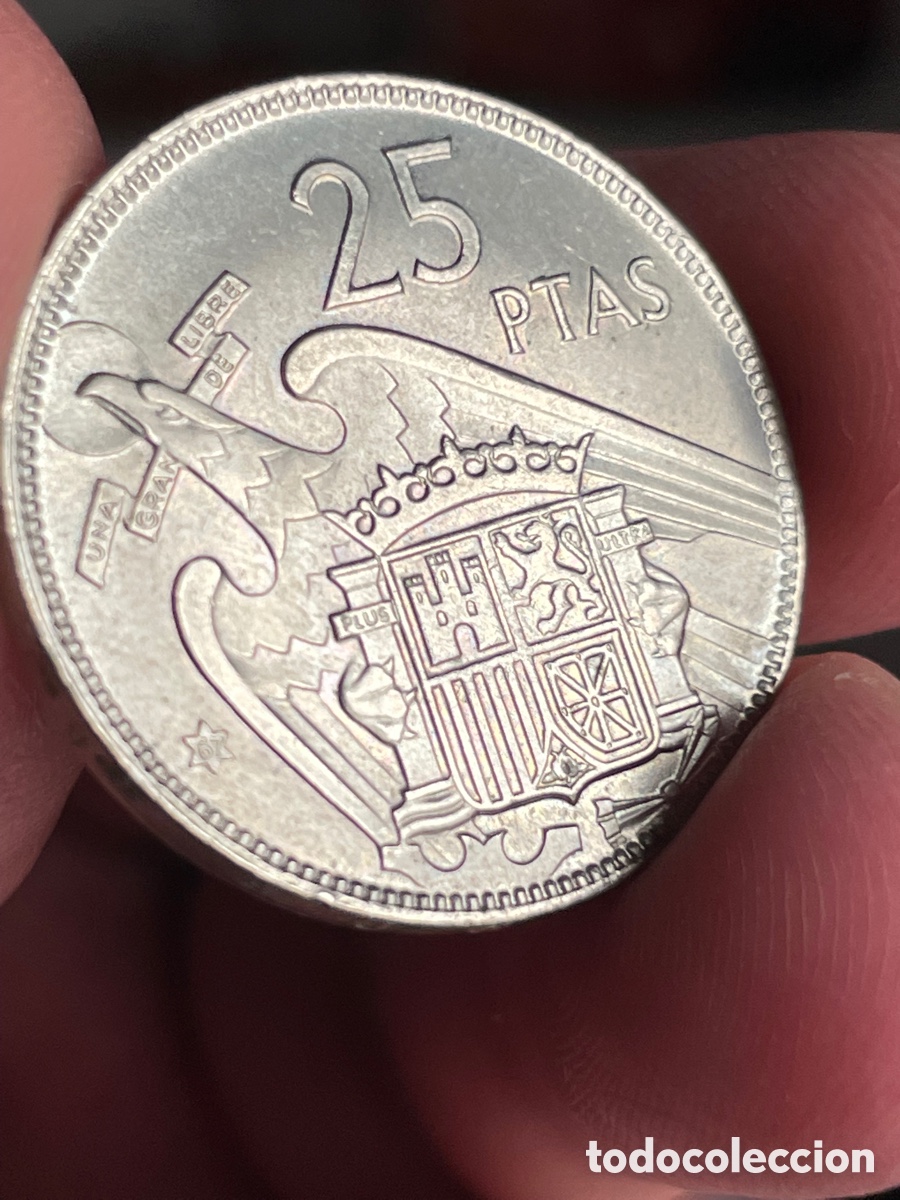Monedas Franco: 25 pesetas 1957 *67 - Foto 2