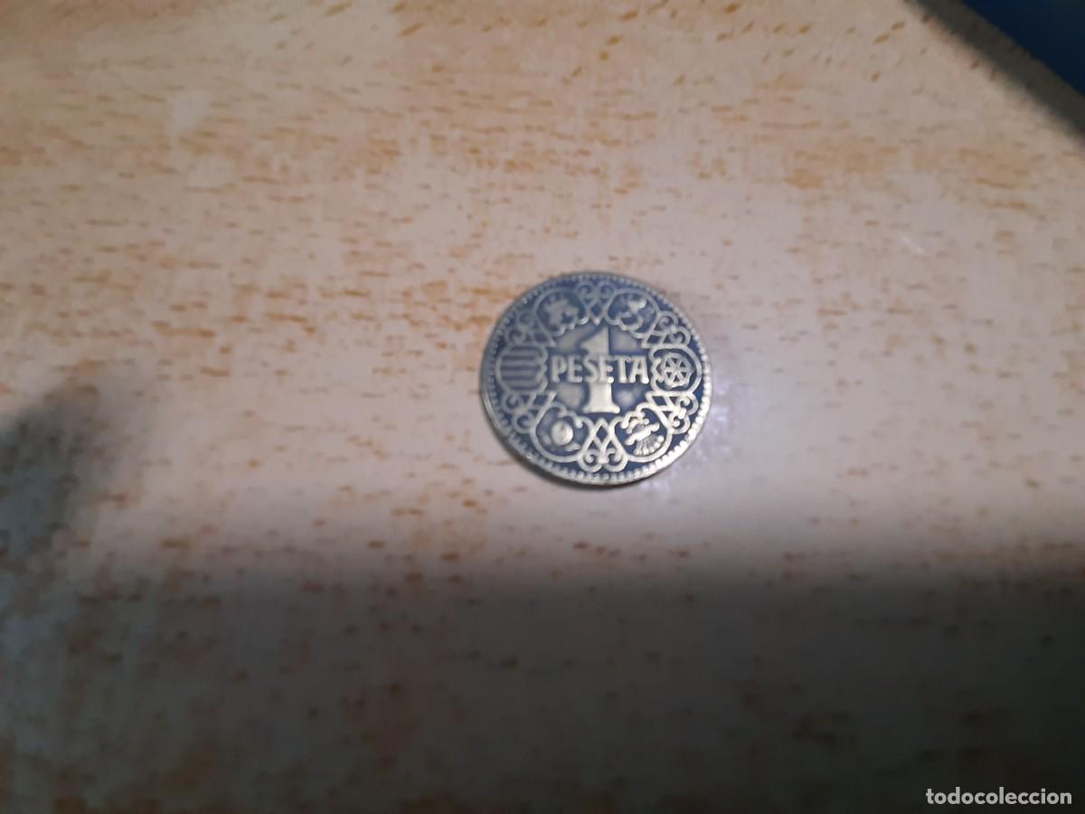 Monedas Franco: UNA PESETA DEL 44 - Foto 1