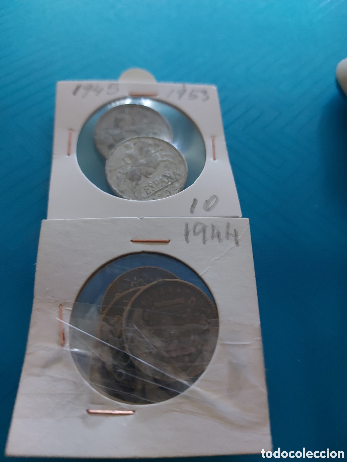 Monedas Franco: 1 de 1945 y 1953 y 5 de 1944 - Foto 1
