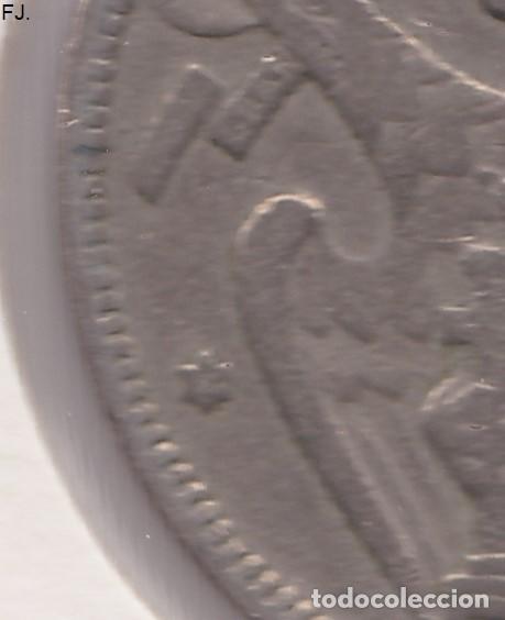 Monedas Franco: Moneda 5 Ptas 1957*59 E Espa&ntilde;ol. Mbc. - Foto 3