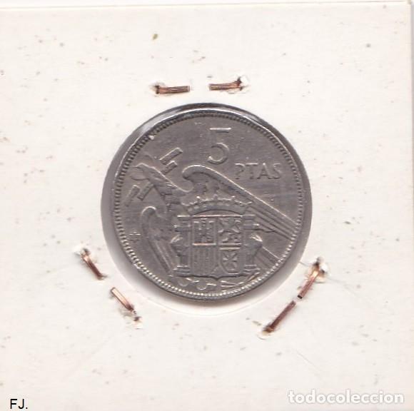 Monedas Franco: Moneda 5 Ptas 1957*64 E Espa&ntilde;ol. Mbc. - Foto 2