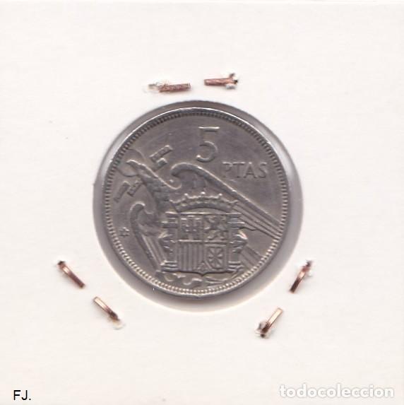 Monedas Franco: Moneda 5 Ptas 1957*68 E Espa&ntilde;ol. Mbc. - Foto 2