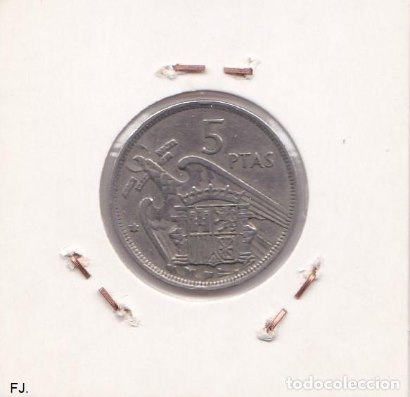 Monedas Franco: Moneda 5 Ptas 1957*69 E Espa&ntilde;ol. Mbc. - Foto 2