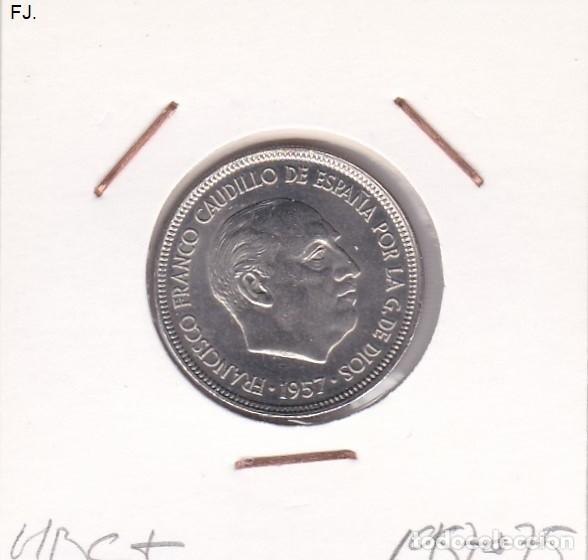 Monedas Franco: Moneda 5 Ptas 1957*75 E Espa&ntilde;ol. Mbc+. - Foto 1