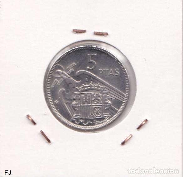Monedas Franco: Moneda 5 Ptas 1957*75 E Espa&ntilde;ol. Mbc+. - Foto 2